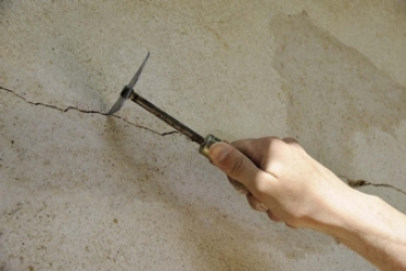 Step 2: Enlarge the crack