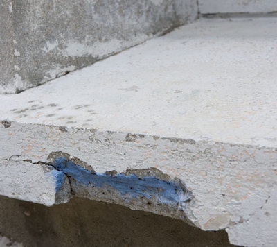 Comment réparer un appui de fenêtre ou une sous-face de balcon ?